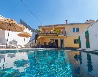 Villa Uptown